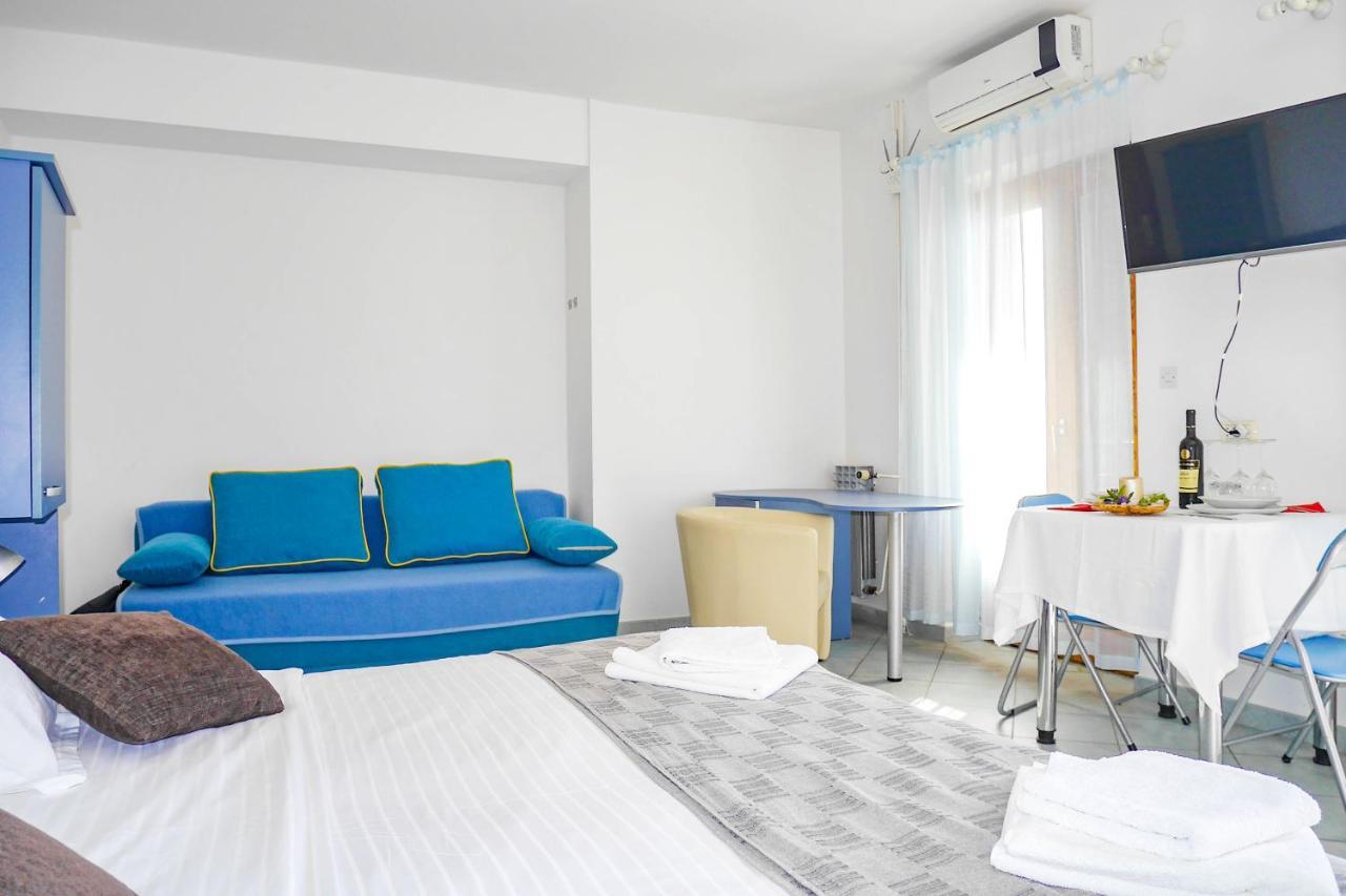 Apartments Beach Дуги-Рат Экстерьер фото